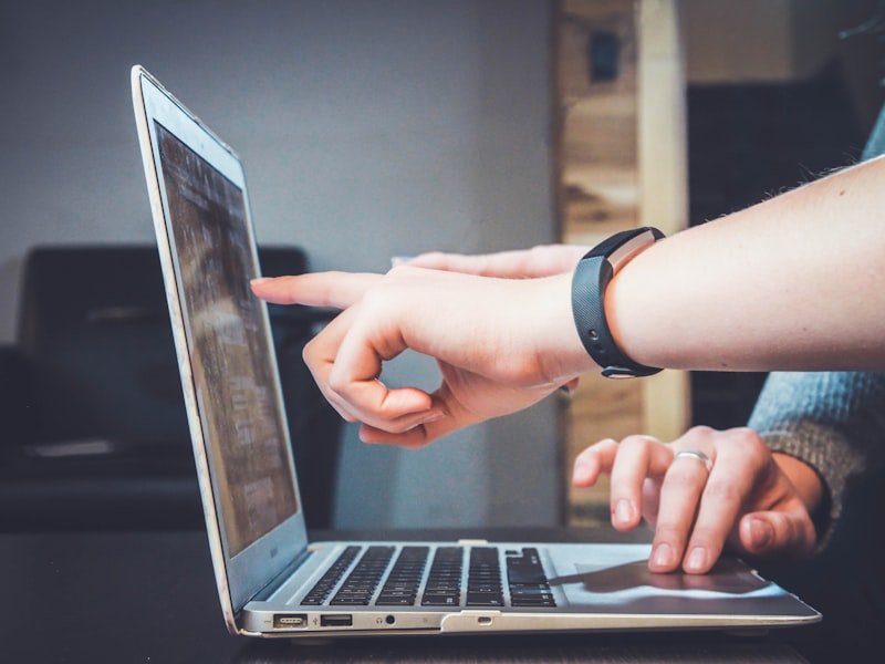 Self-paced online PMP study from laptop